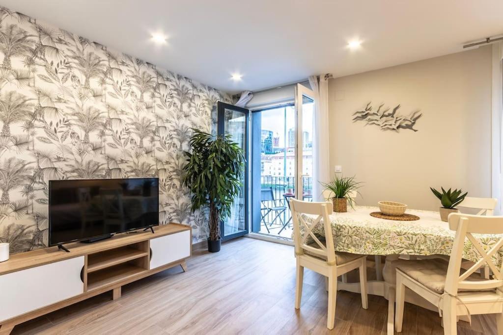 Apartamento El Toison 12 Parking Gratis-6 Pax Centro Historico Bilbao Exterior foto